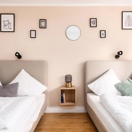 Апартаменты Awesome - Familien-apartment Am Botanischen Garten *