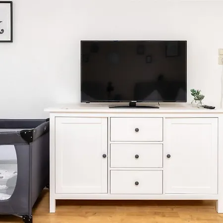 Awesome - Familien-apartment Am Botanischen Garten Апартаменты